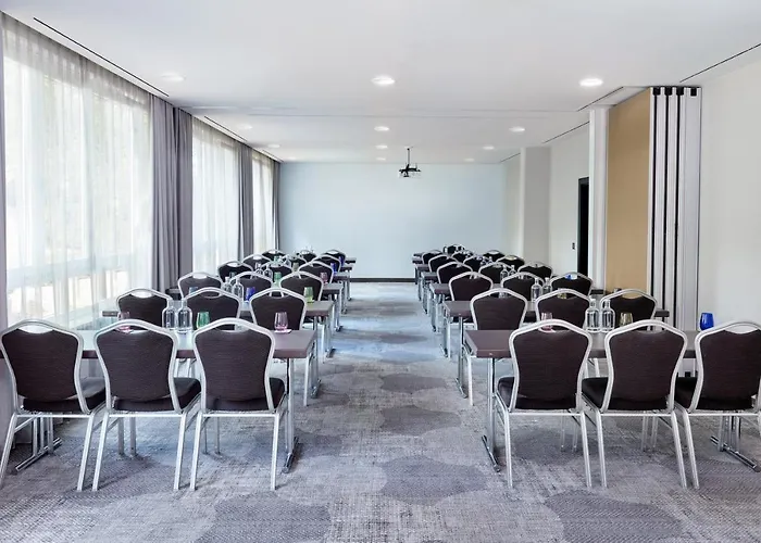 Crowne Plaza Hamburg-city Alster By Ihg