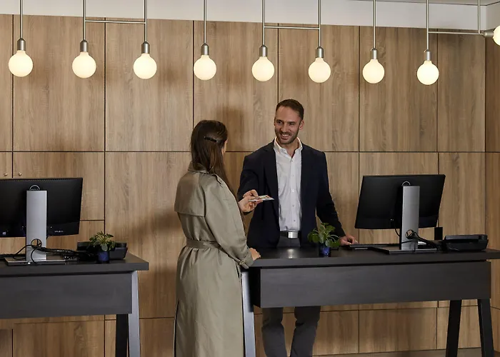 Crowne Plaza Hamburg-city Alster By Ihg Hotel Hamburgo