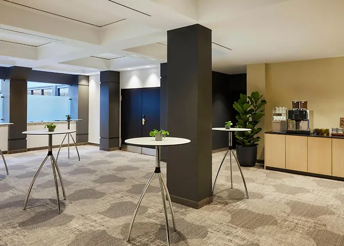 Crowne Plaza Hamburg-city Alster By Ihg Hotel