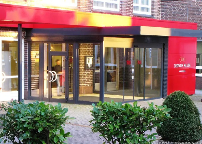 Crowne Plaza Hamburg-city Alster By Ihg Hotel 4*